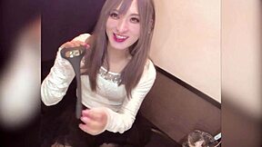 long-haired crossdresser streams anal masturbation video