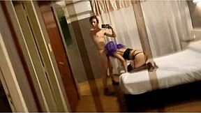 latina cachonda en perrito quiere chuparme la polla y follar en toda las poses