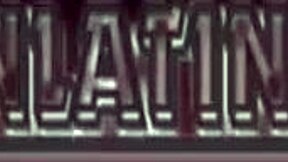 madre soltera venezolana devora una polla extranjera sin condon en jacuzzi de medellin