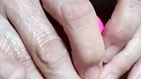 housewife squirts piss from her hole in homemade orgasm frenzy