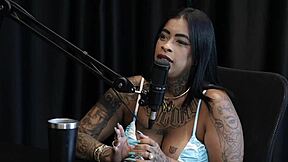 A Grana Surprised the Naughty Girl