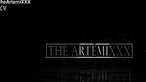 Tinee Badass Receives Intense Facial