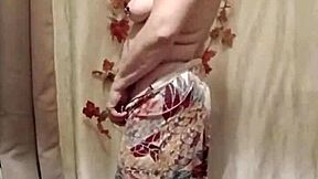 I'm your french milf slave celebrating autumn with dildo orgasms and dirty talk