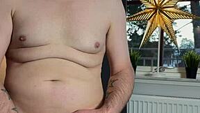 wanna see me stroke and pound my fleshlight till i explode?