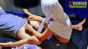 Pacar Remaja Indonesia 18+ Pijat Kontol Temen Trus Handjob Sampai Muncrat Puas