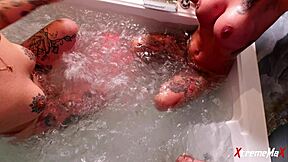 Wow crazy lesbian threesome fucks today!