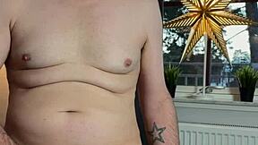 wanna see me stroke and pound my fleshlight till i explode?