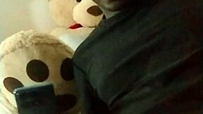 hey join me masturbating to this ebony toy play in jeans