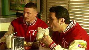 Brunette and blonde girlfriends kiss into pussy licking