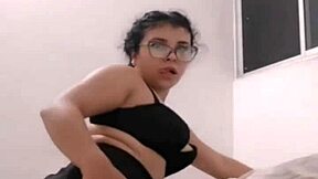 hot schoolgirl shows huge ass voluptuous vagina