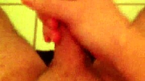 i crave wanking hard in this dirty toilet stall