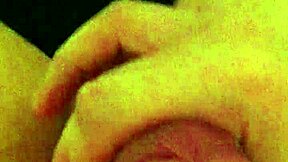 i crave wanking hard in this dirty toilet stall