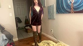 wanna see me suck this bbc while showing my tight young body? 