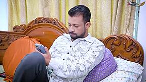 kamwali bhabhi gets close with two malkin alone at home