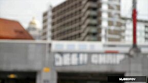 WATCH CANDY ALEXA SHOVE GLASS DILDOS DEEP IN HER SHAVED ASS!