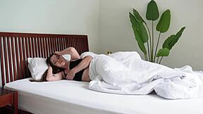 valeria sladkih's big ass babysitter tempts daddy in taboo homemade