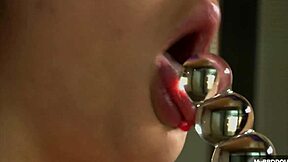 WATCH CANDY ALEXA SHOVE GLASS DILDOS DEEP IN HER SHAVED ASS!