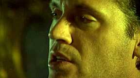 jezebelle bond and nikki nievez pound artist hard