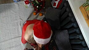 Laura's Horny Christmas Pantyhose Blowjob Gift