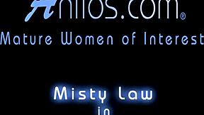 Mature Milf Spreads Legs Gets Pussy Pounded Hardcore with Big Tits Bouncing