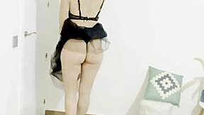 this mature milf loves teasing with her big european boobs so much