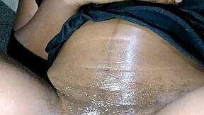 that big ass pussy tempts so hard i had to fuck it deep until she moaned uncontrollably