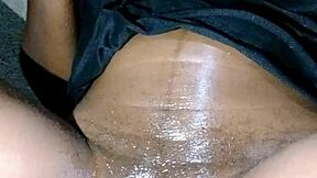 that big ass pussy tempts so hard i had to fuck it deep until she moaned uncontrollably