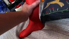Laura's Horny Christmas Pantyhose Blowjob Gift
