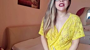 i'm like, this hot chick cleans room with no panties on her big ass... damn