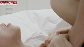 Blonde Teen Sneaks Morning Fuck With Boyfriend Deepthroat Facial