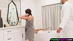 Airbnb Owner Pounds Stepmom and Stepdaughter Guests Doggystyle in Jacuzzi!