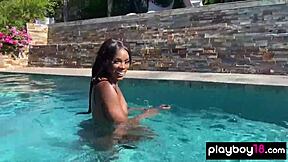 Naked Ebony Milf Ana Foxxx Fingers Hairy Pussy Under Water