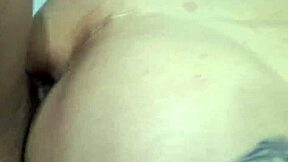 Safado personal trainer fucks me hard in the gym room