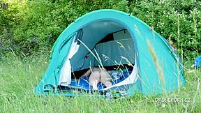 hey nudist milf, flash that mature pussy from your beach tent for voyeurs