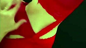 mira este rico video de san valentin con latina big ass