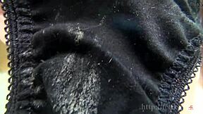 omg this dirty aunt wants to suck balls with saliva dripping everywhere 😩💦