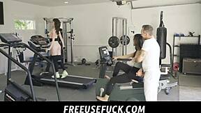 Freeusefuck milf treats stepdaughter alexia anders like fuck doll as mia taylor joins