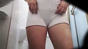 madrastra pisses spied on hidden cam outdoor hairy latina milf