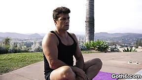 Scarlet de Sade Offers Ramon Nomar Her Pierced Gaping Asshole with Toys