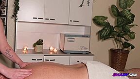 Petite Teen 18 Gets Bold Happy Ending Massage