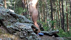 naked mommy teases long legs big ass outdoors barefoot