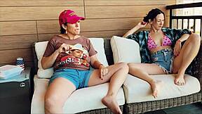 Redneck lesbians tongue dive deep!