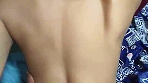 mi hermanastro me folla duro el culito petite y me llena la cara de lechita