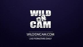 Big Tit Ebony Squirts Close-Up Using Hitachi in Cam Show