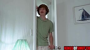 Stepson bends over stepmom's fat ass instead of girlfriend's