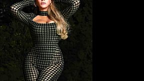 check out beyonce's big juicy ass and tits in this hot tribute pic