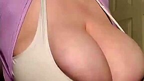 Mature Busty Lady's Tempting Boob Reveal