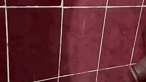 want to see me pee in shower for sugar daddy?