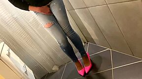 desperate housewife pees jeans then blows cock after ass pee play