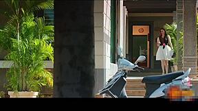 tamanna's legs look so fuckable in those tight shorts?